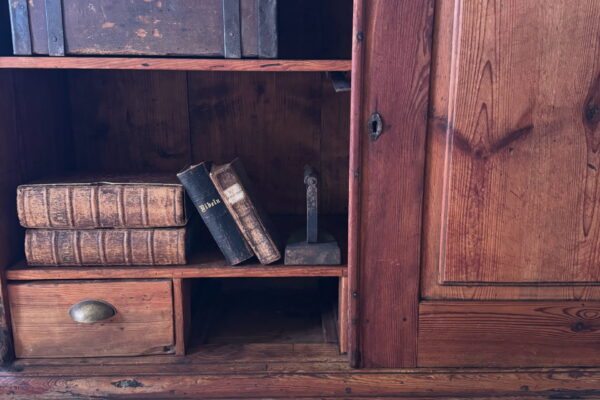 CE2F5842-2541-4D19-8C70-2F2CDD1FADD2